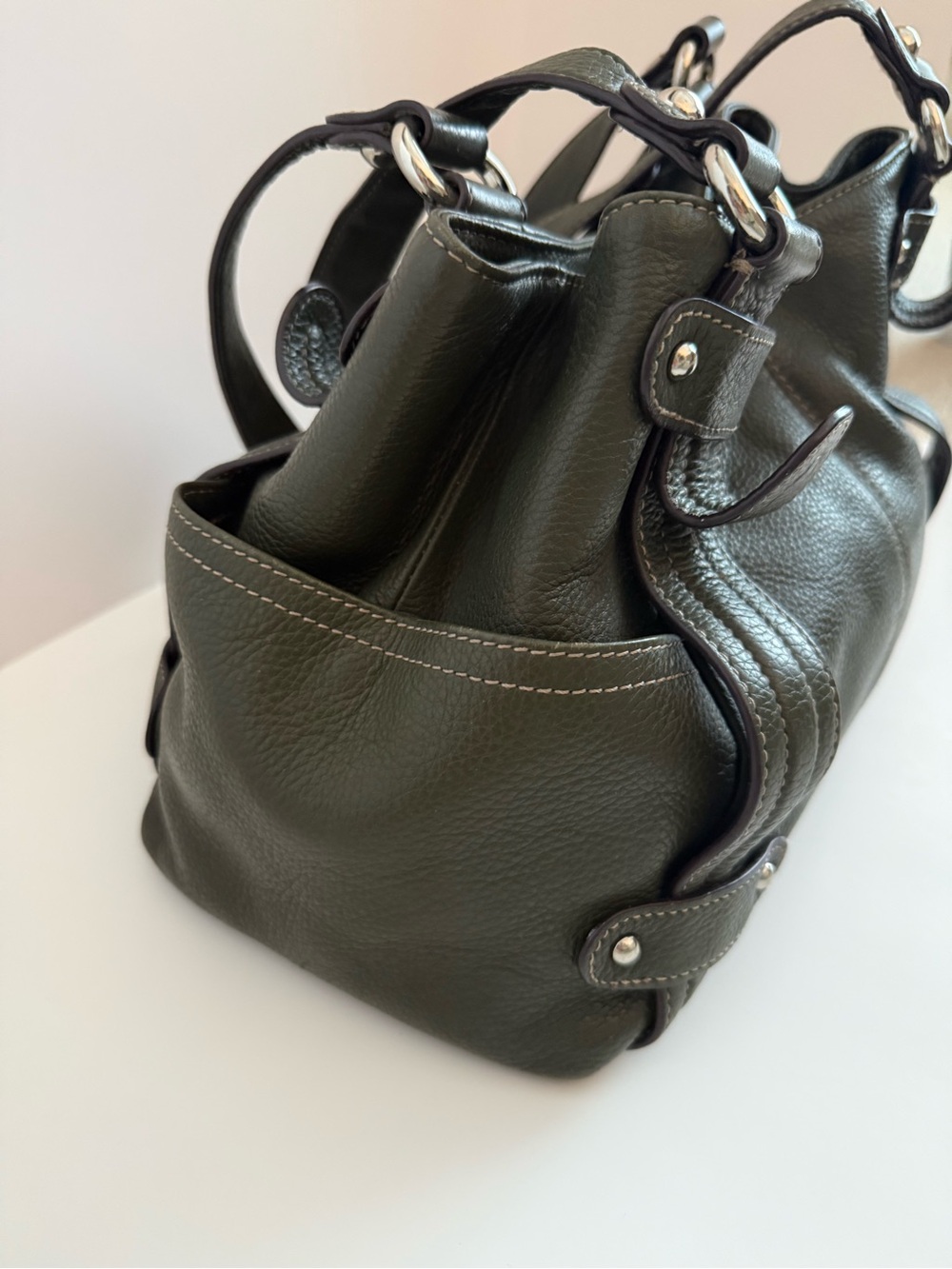 Clarks Olive Green Genuine Leather Shoulder Bag Tote Purse Silver Hardware - Picture 4 of 8